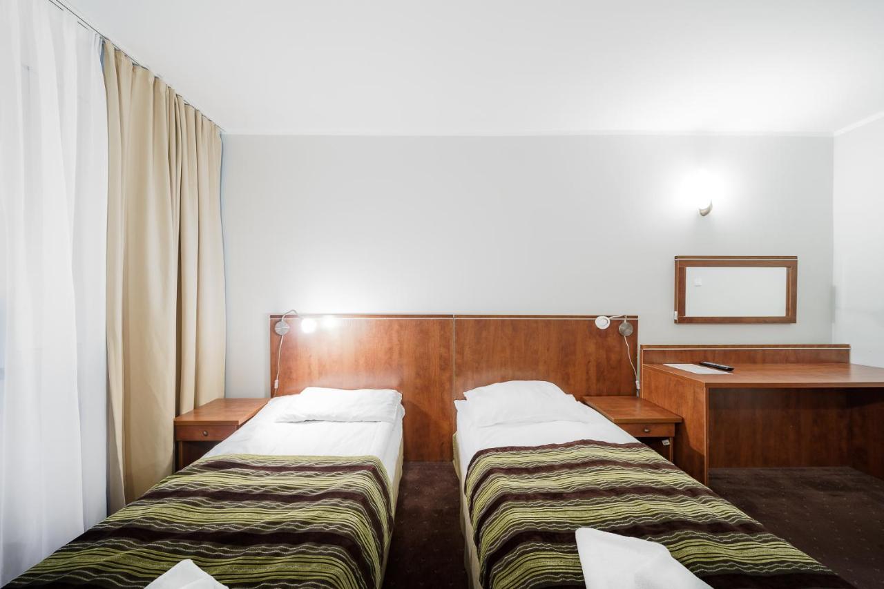 Promenada Zegrze Hotel Bialobrzegi  Exterior photo