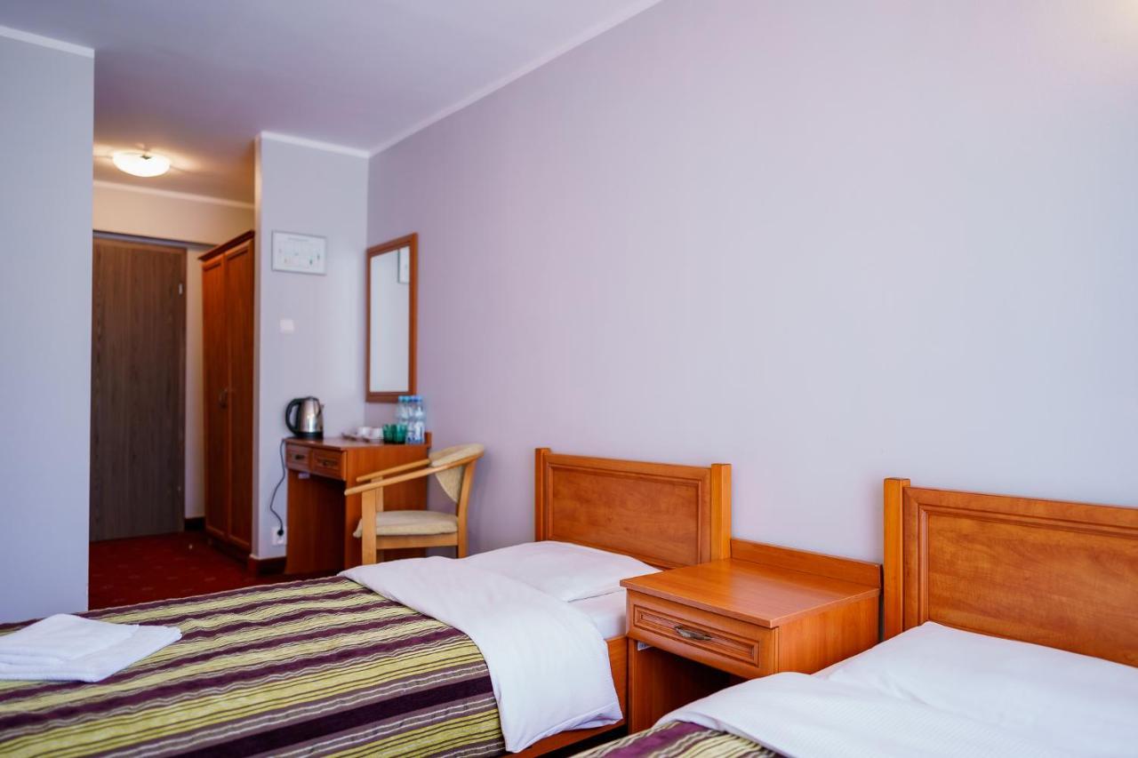 Promenada Zegrze Hotel Bialobrzegi  Exterior photo